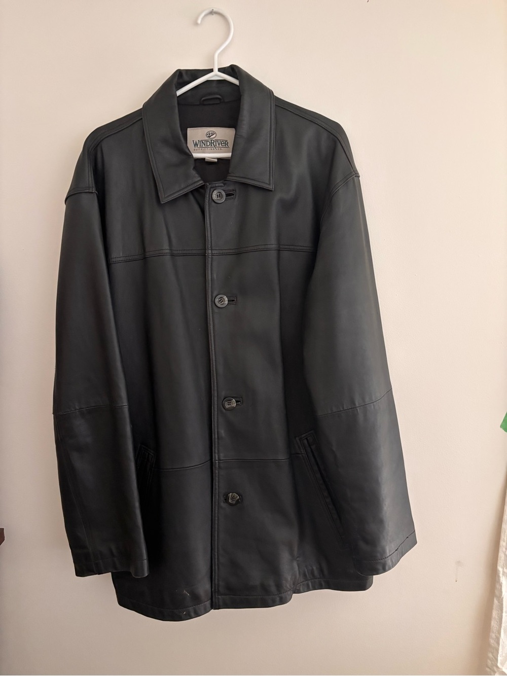 WindRiver Genuine Leather Jacket – Men’s Large – Black Excellent Used Cond.